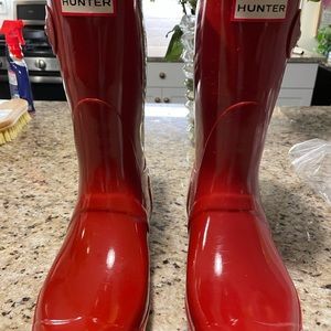 Ladies RED HUNTER Short Gloss Boots Sz. 8 US
